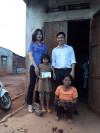 Chi đoàn khối nội chính huyện Chư Sê thăm hỏi và tặng quà cho trẻ em nghèo  có hoàn cảnh khó khăn